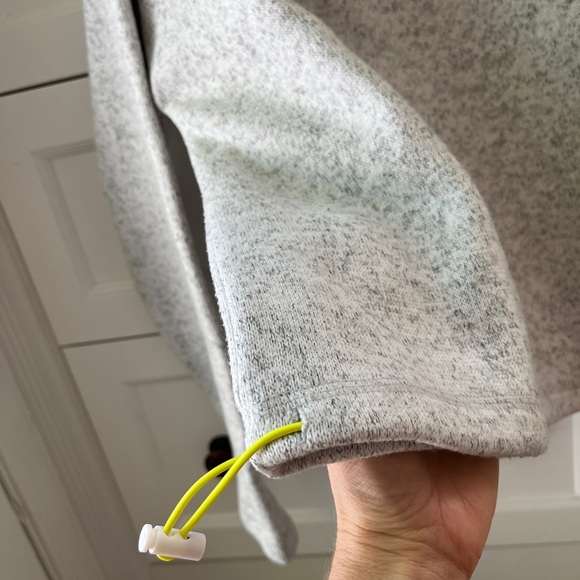 Thread & Supply Quarter-Zip ๐๐ค - Picture 8 of 11